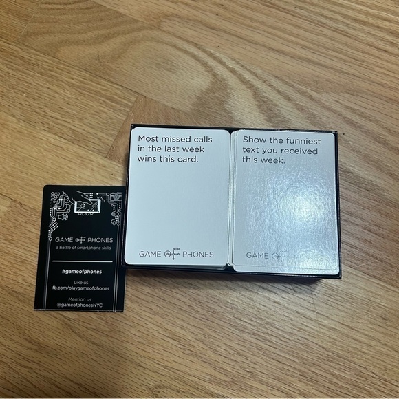 Game of Phones Card Game Battle of Smartphone Skills Scavenger Hunt - Picture 3 of 3